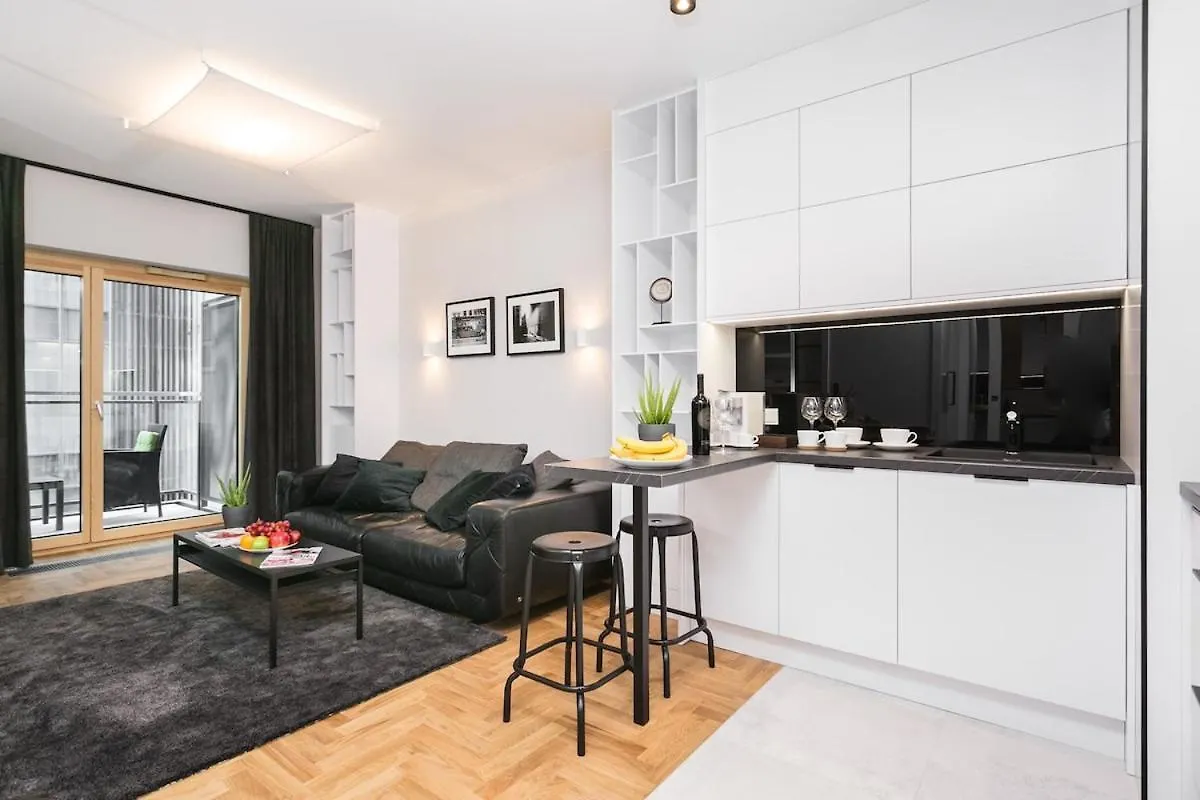 Urban Chic - Mennica Residence - One Bedroom Apartment -Citycenter&140 Warsaw 0*,  Poland