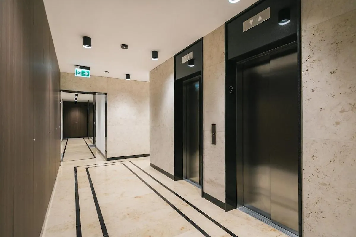 Urban Chic - Mennica Residence - One Bedroom Apartment -Citycenter&140 Warsaw